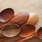 Mətbəxdə taxta qaşıqdan istifadə təhlükəlidirmi?