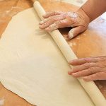 Xəmirin rahat yayılması üçün nə etməli?